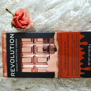Makeup Revolution Rose Gold palette